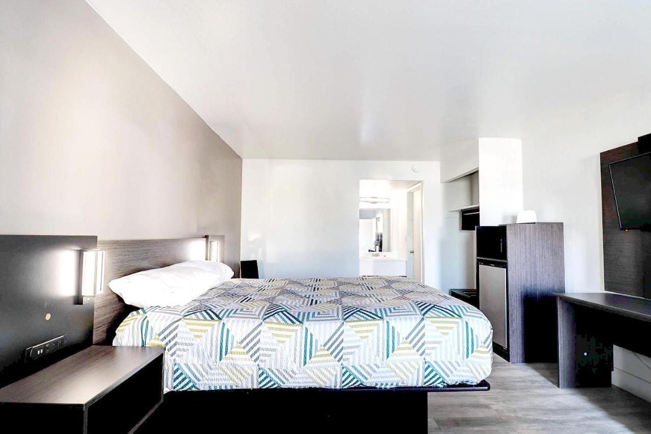 Motel 6 Tucson, Az - East Williams Center Eksteriør billede